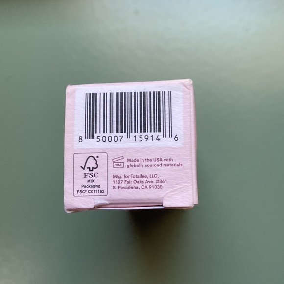 Fleur & Bee Nectar of the C Vitamin C Serum 1.0 oz NIB - Picture 13 of 14